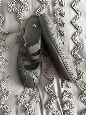 Puma Black Elastic-Strap Ballet Flats